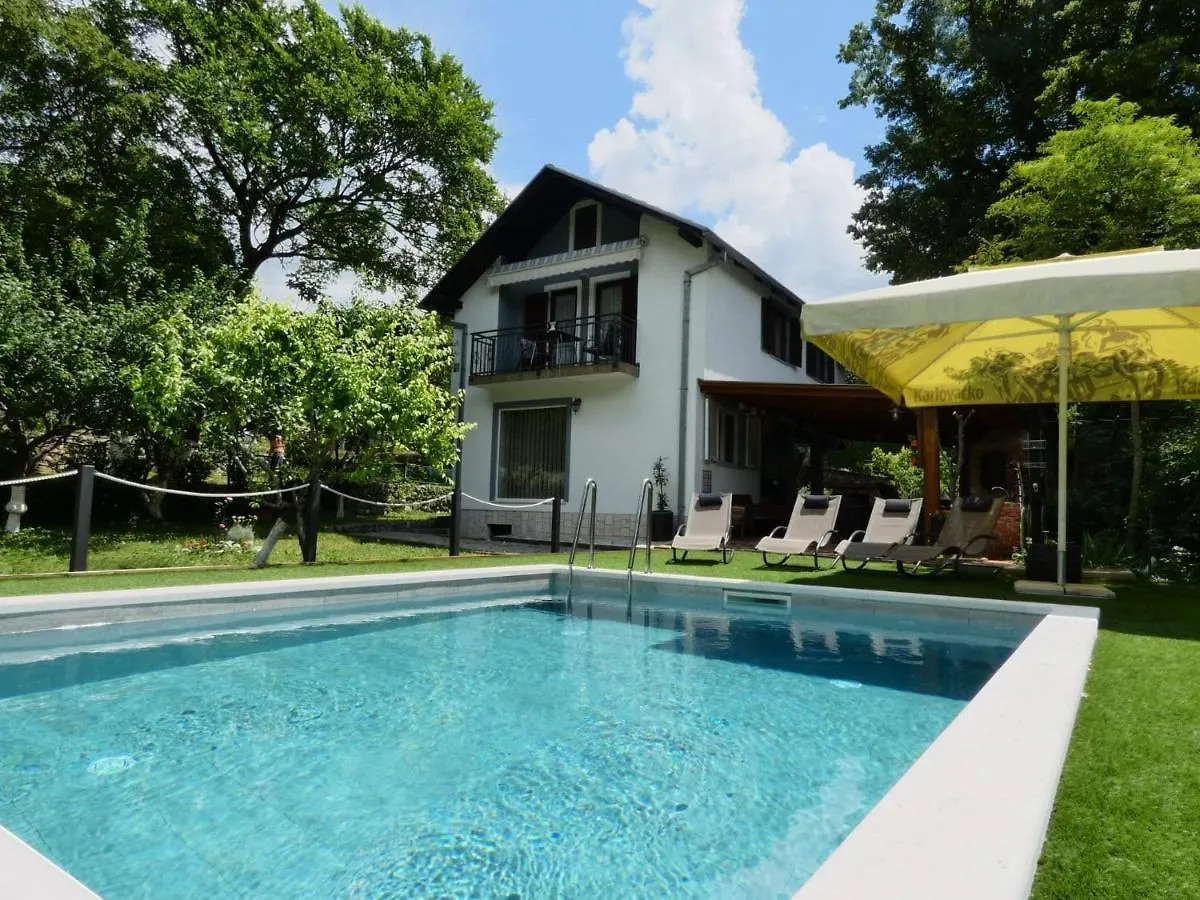 Villa Lipa With Pool Grizane-Belgrad Holiday home