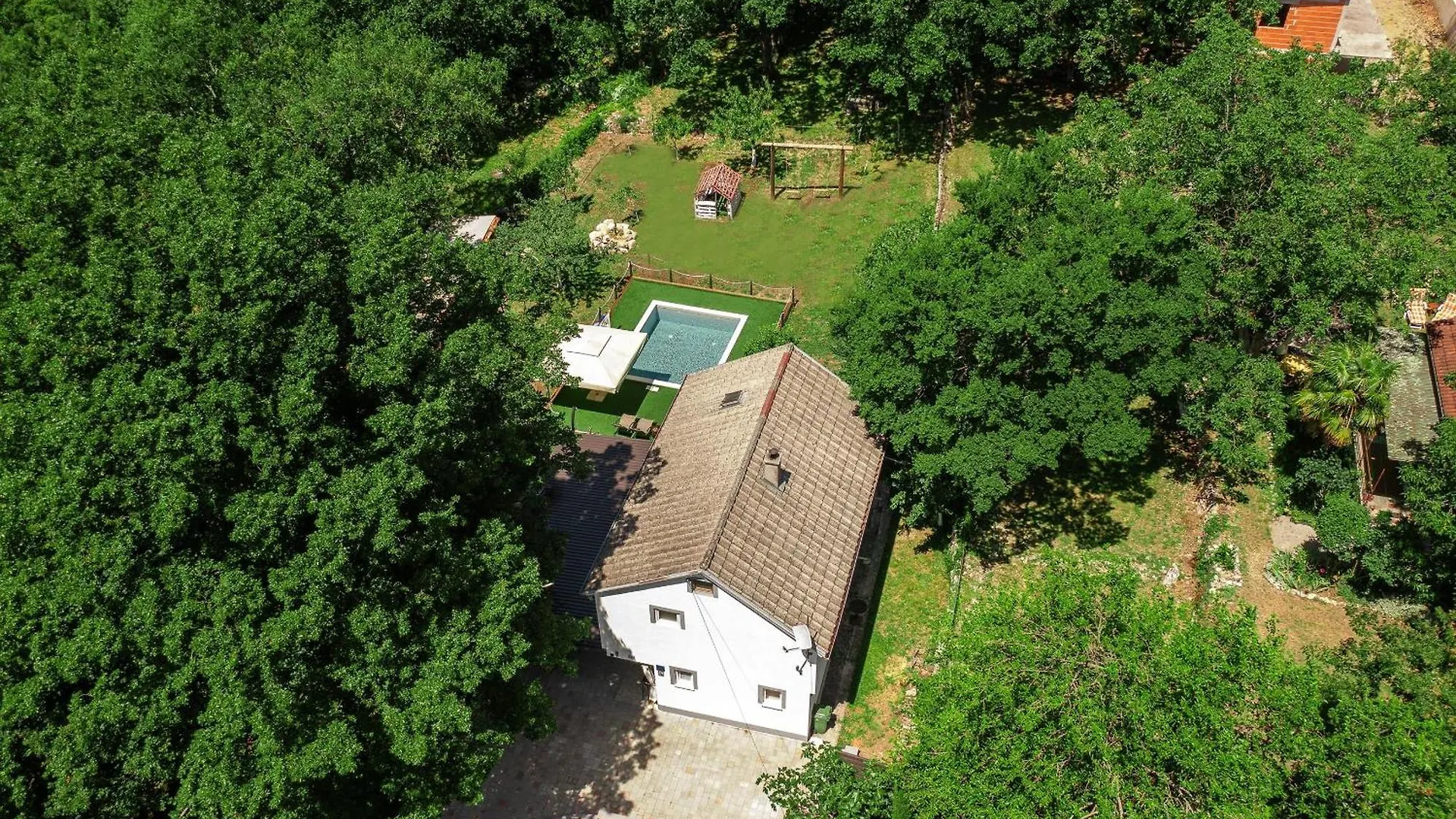 Villa Lipa With Pool Grizane-Belgrad
