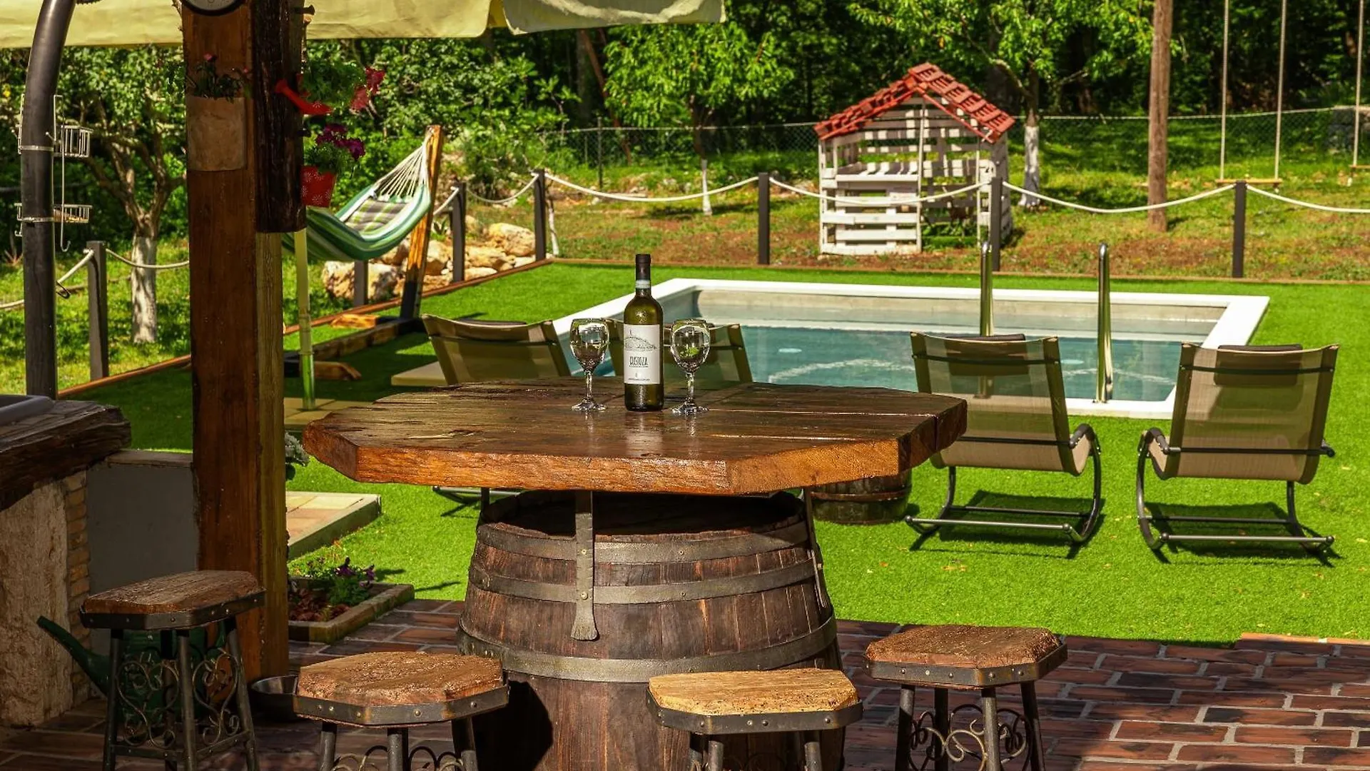 Holiday home Villa Lipa With Pool Grizane-Belgrad