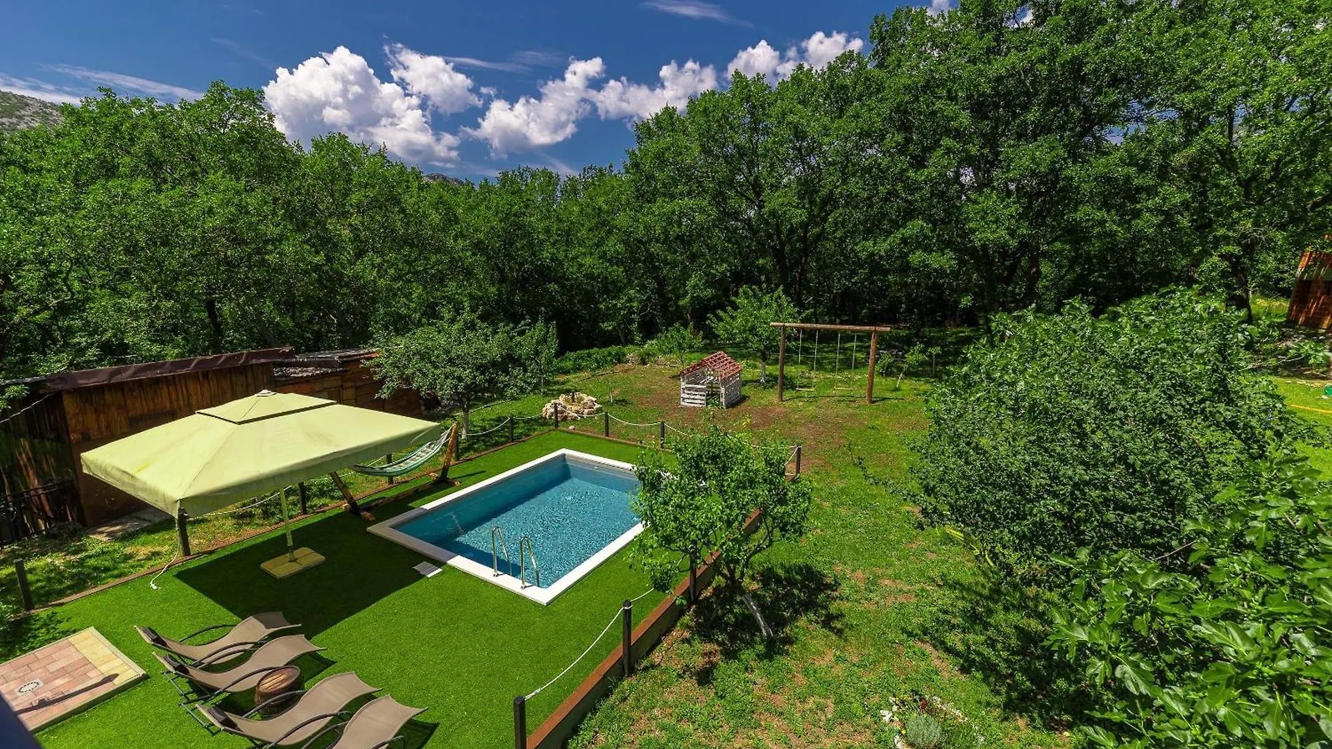 Villa Lipa With Pool Grizane-Belgrad Holiday home