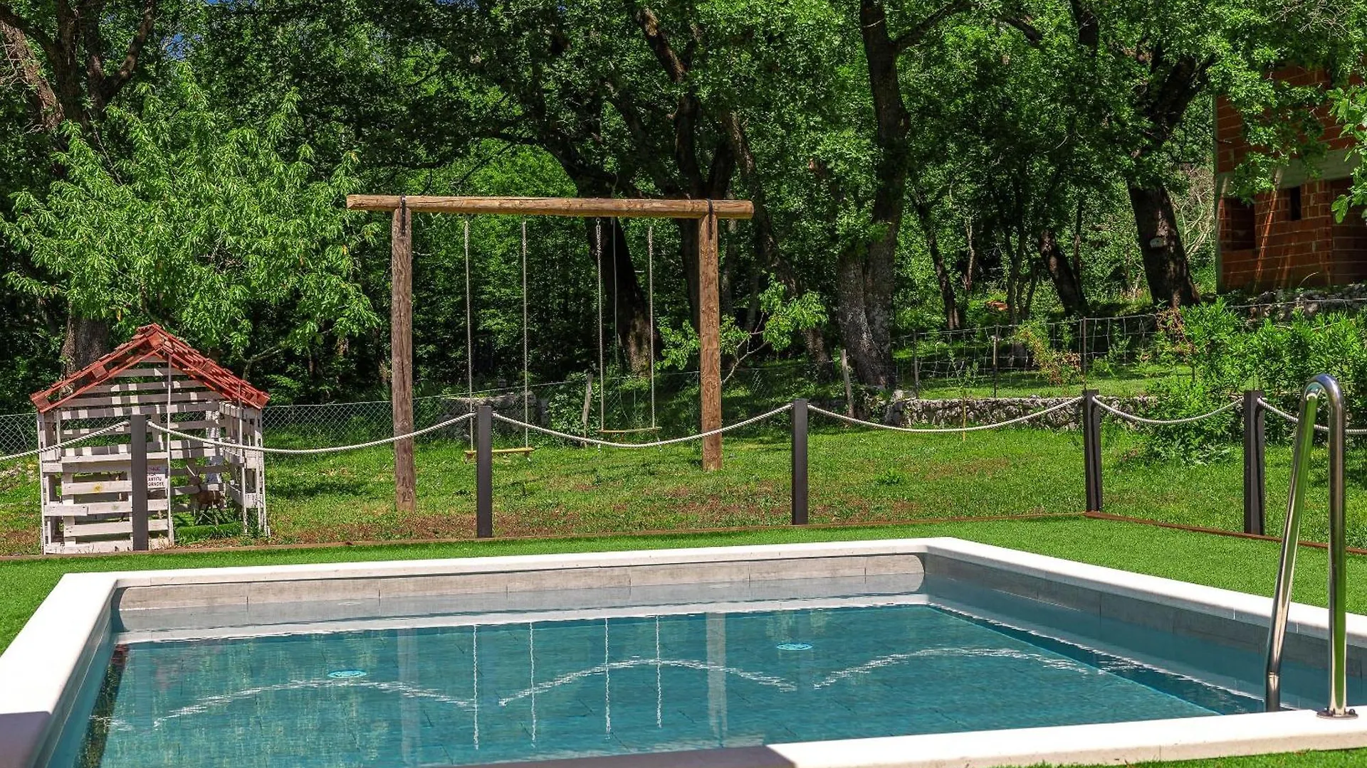 Holiday home Villa Lipa With Pool Grizane-Belgrad Croatia