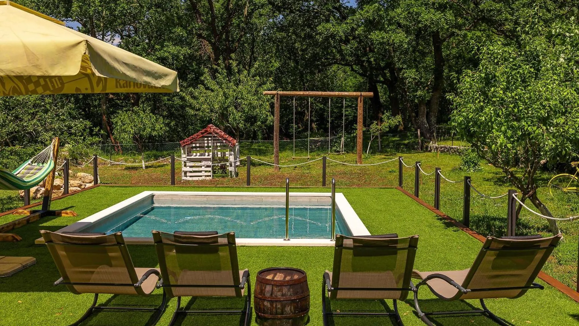Villa Lipa With Pool Grizane-Belgrad Holiday home
